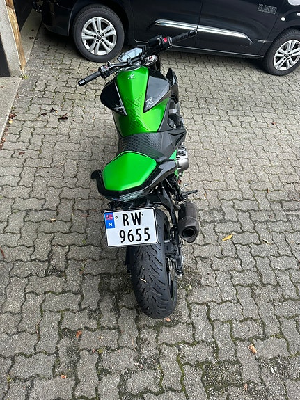 Kawasaki Z 800 4 of 5