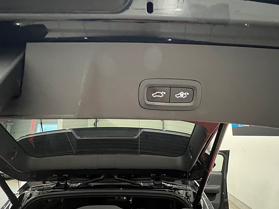 Volvo XC40 13 of 21