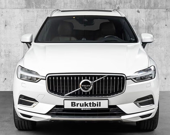 Volvo XC60 2 of 25