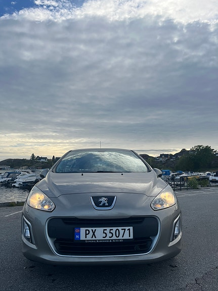 Peugeot 308 4 of 15