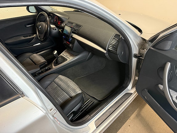 BMW 116i 21 of 30