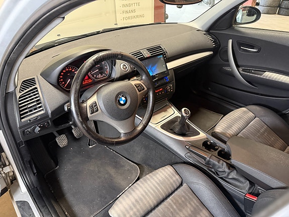 BMW 116i 25 of 30