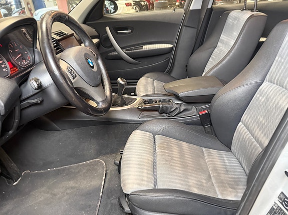 BMW 116i 26 of 30