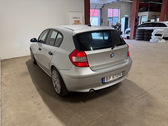 BMW 116i 13 of 30