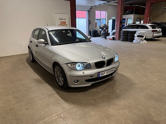 BMW 116i 5 of 30
