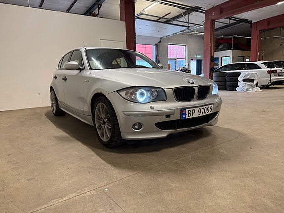 BMW 116i 6 of 30