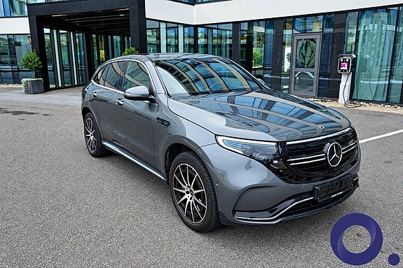 Mercedes-Benz EQC400 2 of 21
