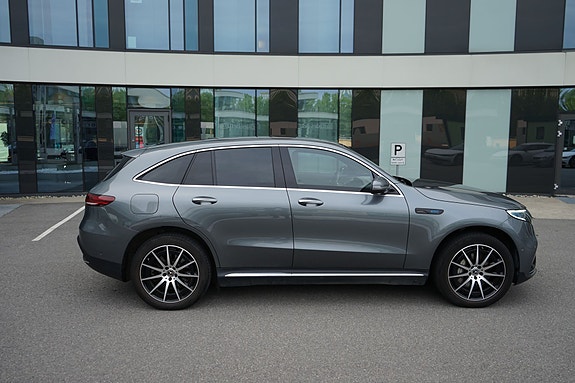 Mercedes-Benz EQC400 6 of 21