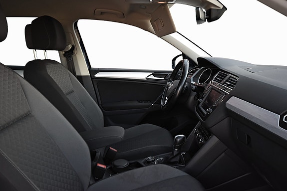 Volkswagen Tiguan 13 of 24