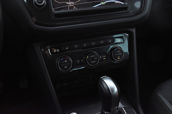 Volkswagen Tiguan 22 of 24