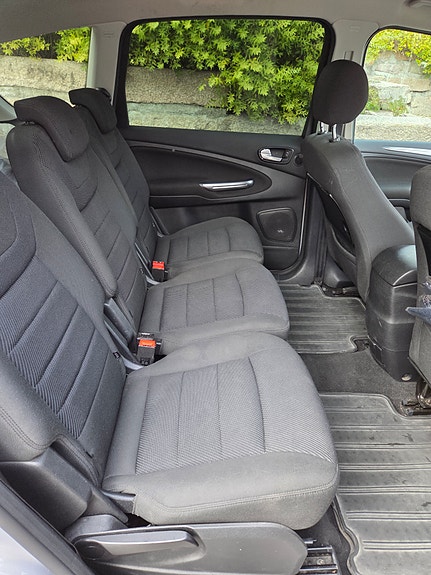 Ford S-MAX 21 of 25