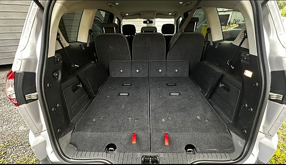 Ford S-MAX 17 of 25