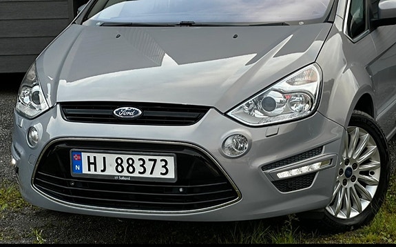 Ford S-MAX 3 of 25