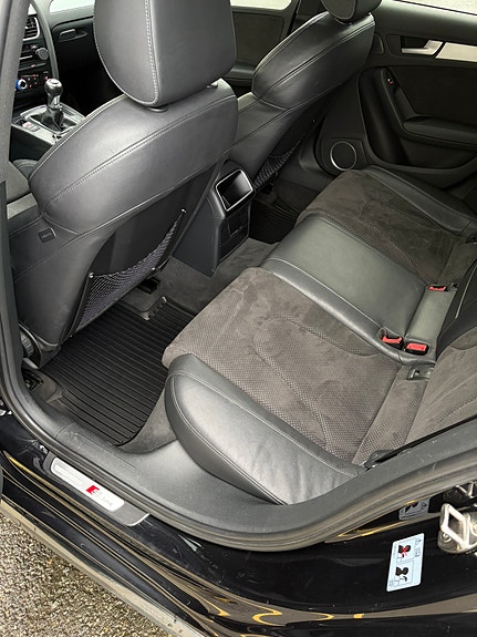 Audi A4 13 of 17