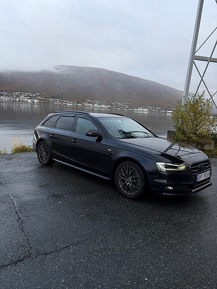 Audi A4 3 of 17