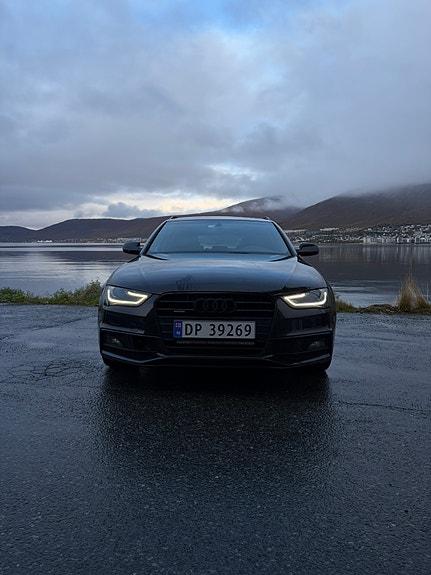 Audi A4 2 of 17