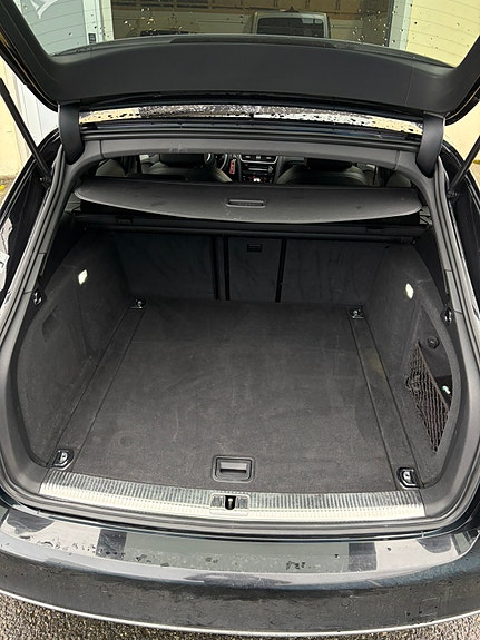 Audi A4 14 of 17