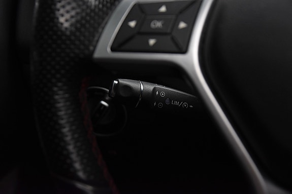 Mercedes-Benz CLA 24 of 29
