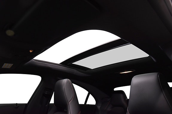 Mercedes-Benz CLA 15 of 29