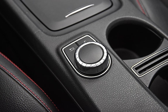 Mercedes-Benz CLA 22 of 29