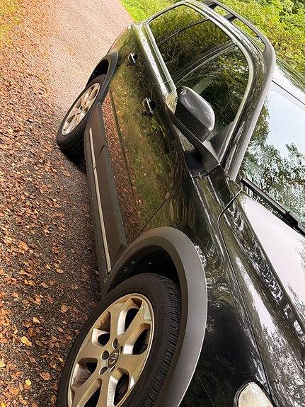 Volvo XC70 14 of 25