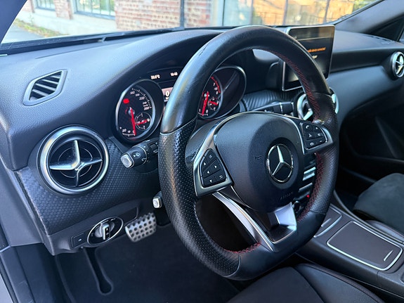 Mercedes-Benz A180 14 of 20