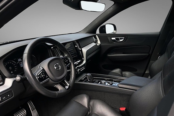 Volvo XC60 9 of 30