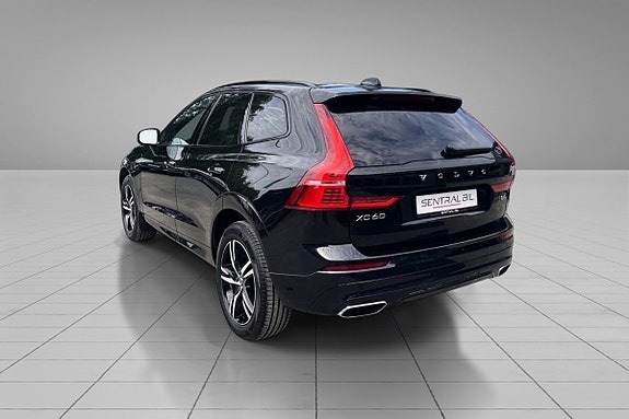 Volvo XC60 7 of 30