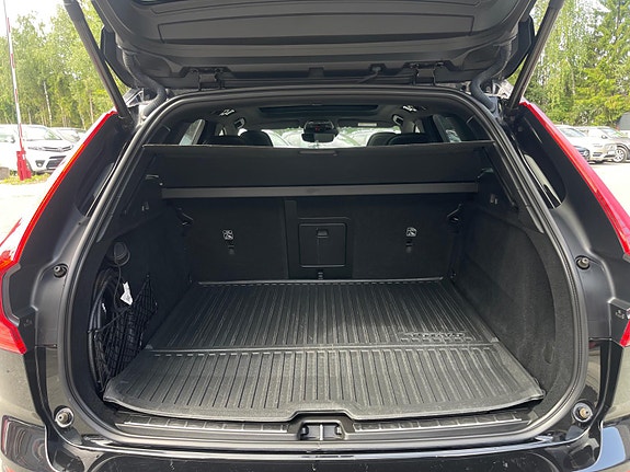 Volvo XC60 29 of 30