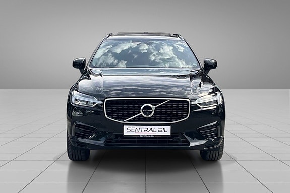 Volvo XC60 4 of 30