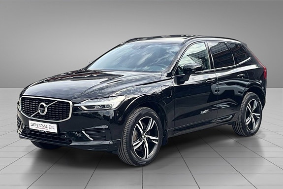 Volvo XC60 2 of 30
