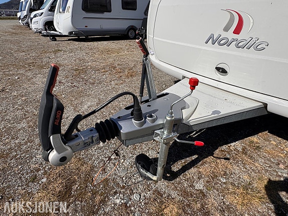 Bürstner AVERSO NORDIC 650 TS - 5 sengeplasser - Alde - WC/Dusj - TV 14 of 30