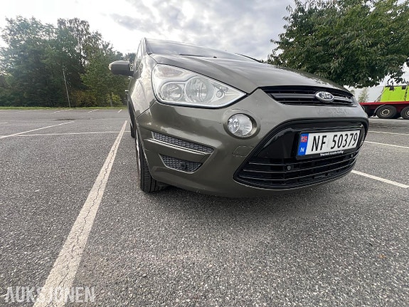 Ford S-MAX 7 of 30