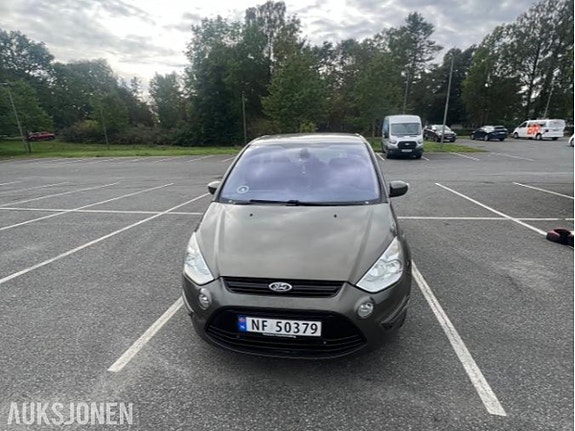 Ford S-MAX 4 of 30
