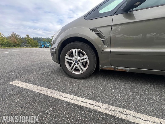 Ford S-MAX 23 of 30