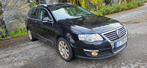 Volkswagen Passat 3 of 28