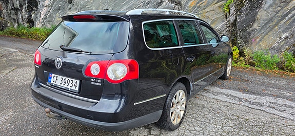 Volkswagen Passat 7 of 28