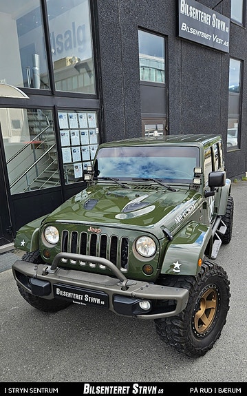 Jeep Wrangler Unlimited 27 of 30