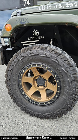 Jeep Wrangler Unlimited 29 of 30