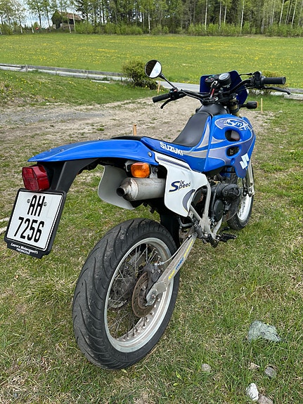 Suzuki SMX 50 4 of 6