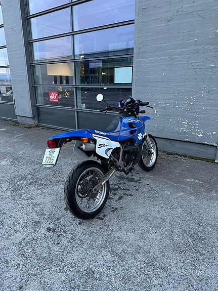 Suzuki SMX 50 2 of 6
