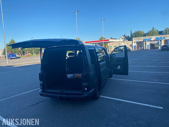 Volkswagen Transporter 13 of 19