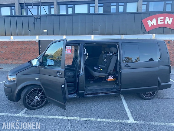 Volkswagen Transporter 12 of 19