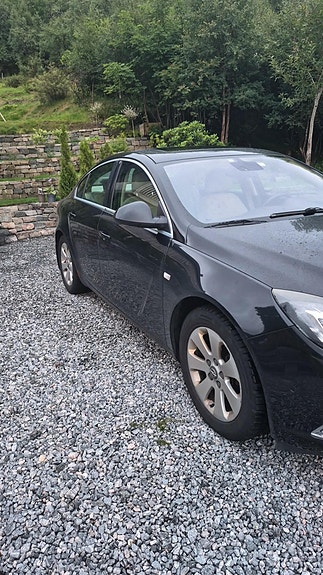 Opel Insignia 2 of 6