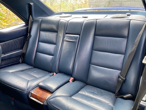 Mercedes-Benz E230 15 of 20