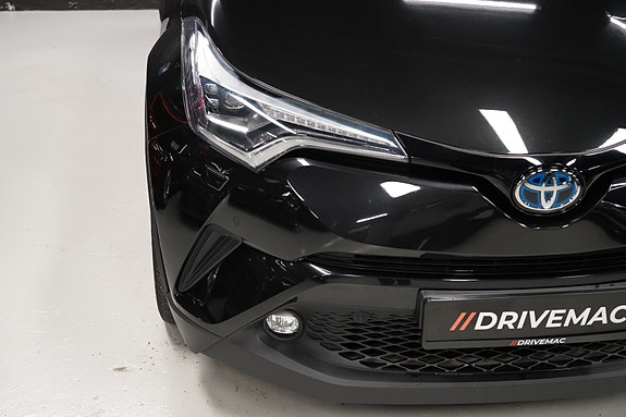Toyota C-HR 7 of 29