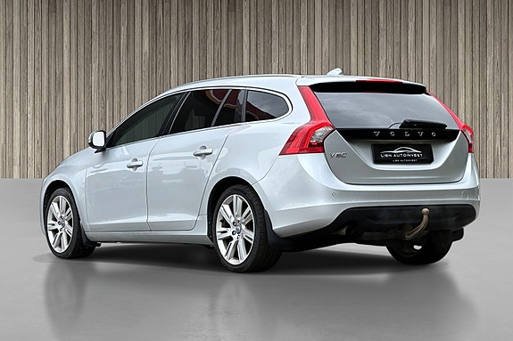 Volvo V60 6 of 16