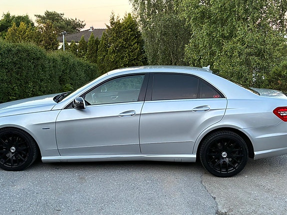 Mercedes-Benz E220 d 4 of 9