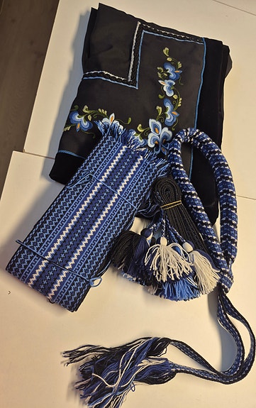 Product image 2 of 9