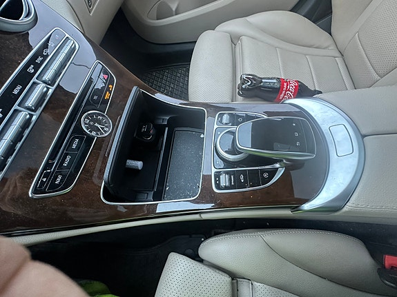 Mercedes-Benz C200 20 of 22